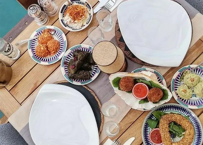 Buena Vista Hotel&restaurant * 말마리스