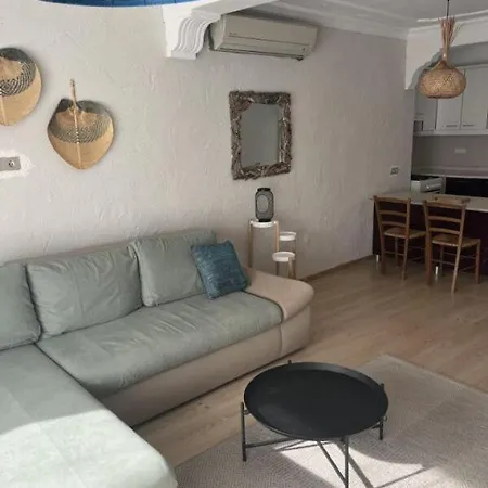 ベッド・アンド・ブレックファスト Buena Vista Hotel&restaurant